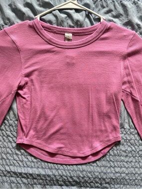 lululemon long sleeve hold tight cropped dahlia mauve size 4